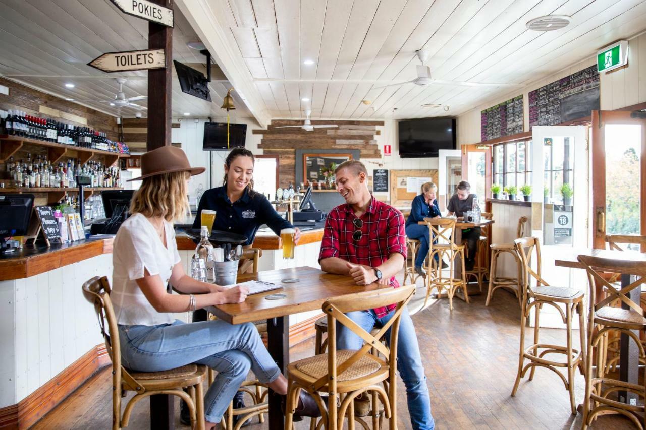 Robertson Public House And Kitchen Hotel ภายนอก รูปภาพ